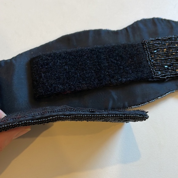 Vintage 1980s Beaded Belt Velcro Closure - Picture 5 of 5